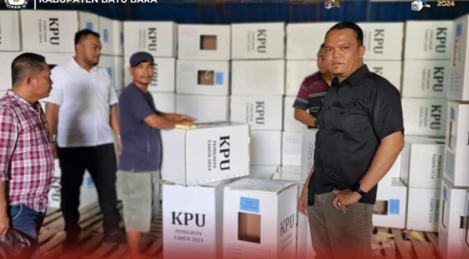 Gudang Logistik KPU Batu Bara Dipadati Kegiatan Pengepakan Surat Suara