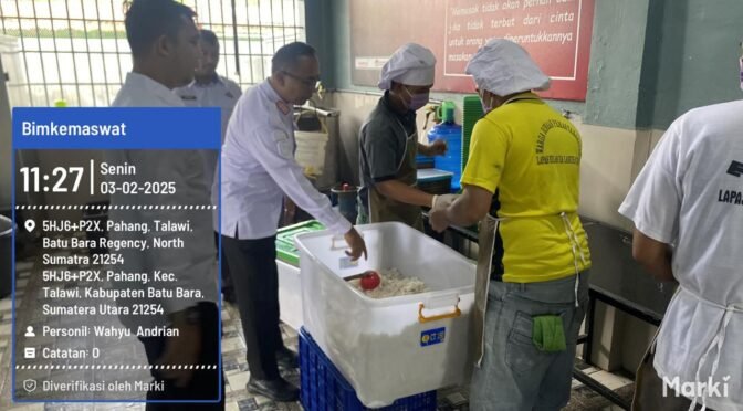 Pastikan Kebersihan dan Kualitas Makanan, Kalapas Labuhan Ruku Monitoring Dapur Lapas
