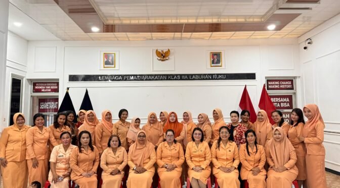 Jalin Silahturahmi,DWP Lapas Adakan Pertemuan Rutin Di aula