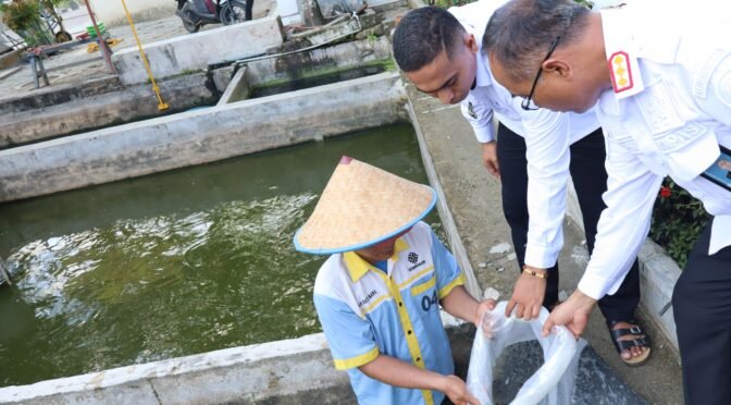Lapas Labuhan Ruku Tebar 5.000 Bibit Lele untuk Dukung Ketahanan Pangan.